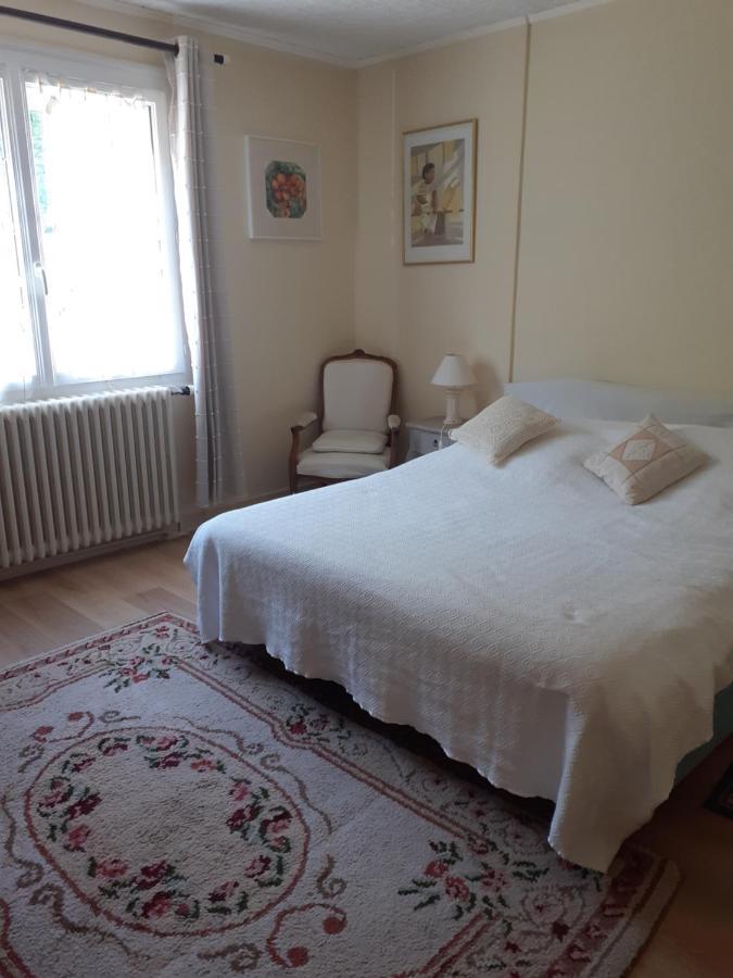 Gite Et Chambre D'Hote Saint Jacques Loches Exterior foto