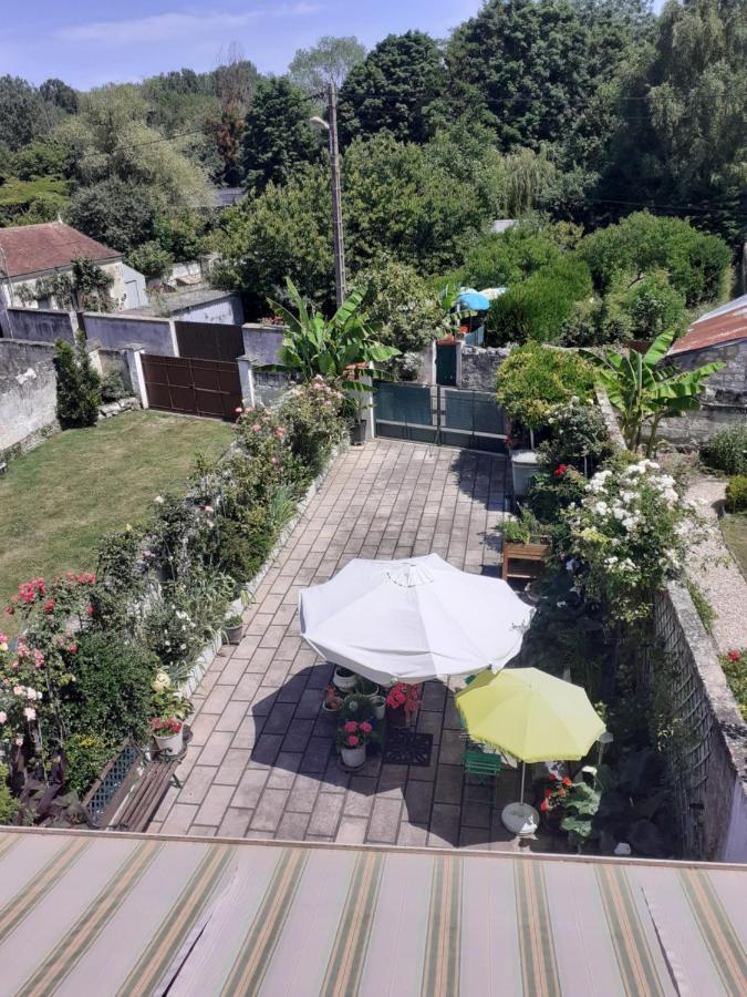 Gite Et Chambre D'Hote Saint Jacques Loches Exterior foto